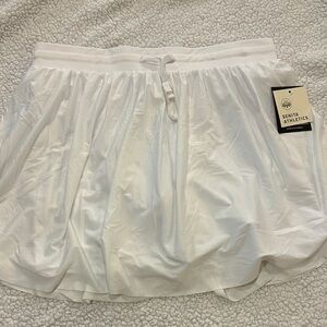 Senita Athletics white skort NWT